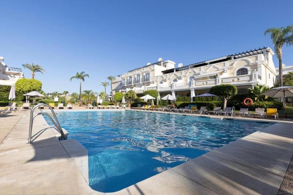 Aloha Gardens In Puerto Banus Apartment Marbella Ngoại thất bức ảnh