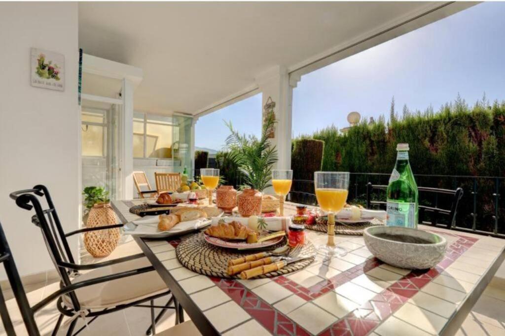 Aloha Gardens In Puerto Banus Apartment Marbella Ngoại thất bức ảnh